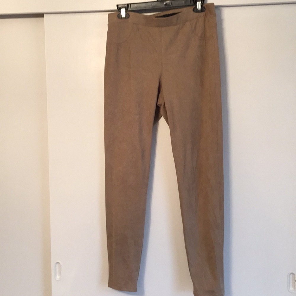 Karen Kane tan suede pants